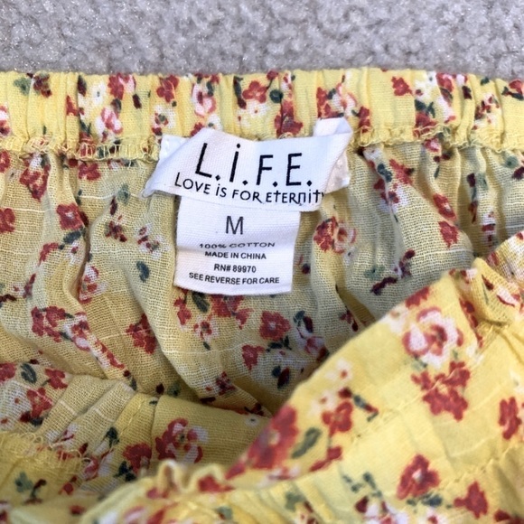 Life Floral Yellow Top Blouse Boho Smocked Button Down Women Medium 100% Cotton - Picture 6 of 6